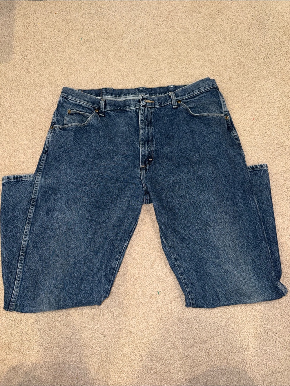 Wrangler Men's Dark Blue Relaxed Fit Jeans